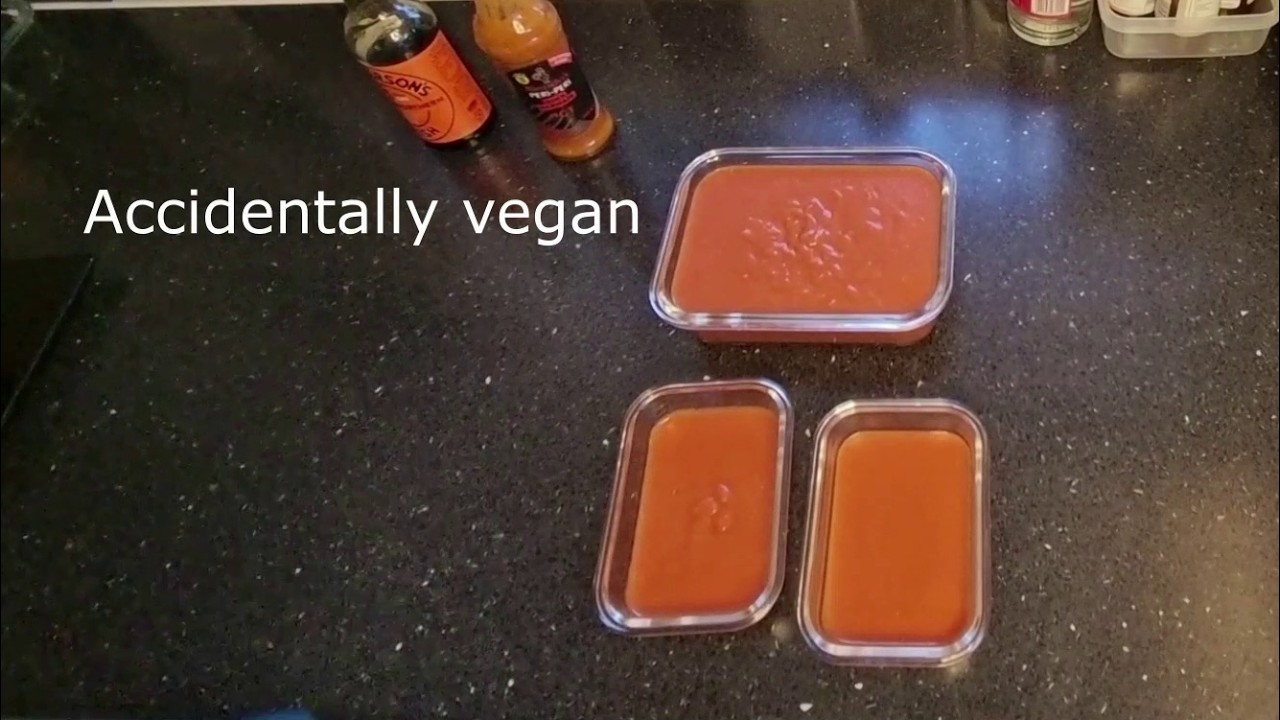 Vegan cream of tomato soup