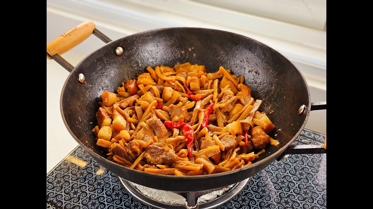 Món Thịt Ba Rọi Kho Củ Cải Và Canh Bí Đao - Hoài Nam Food