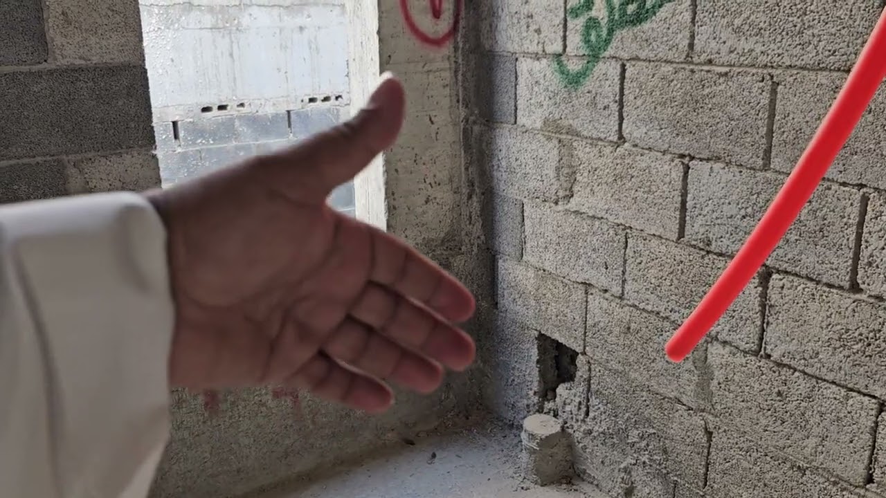 خطأ بعض المشرفين في تركيب شبوك اللياسة على الاعمدة في العظم