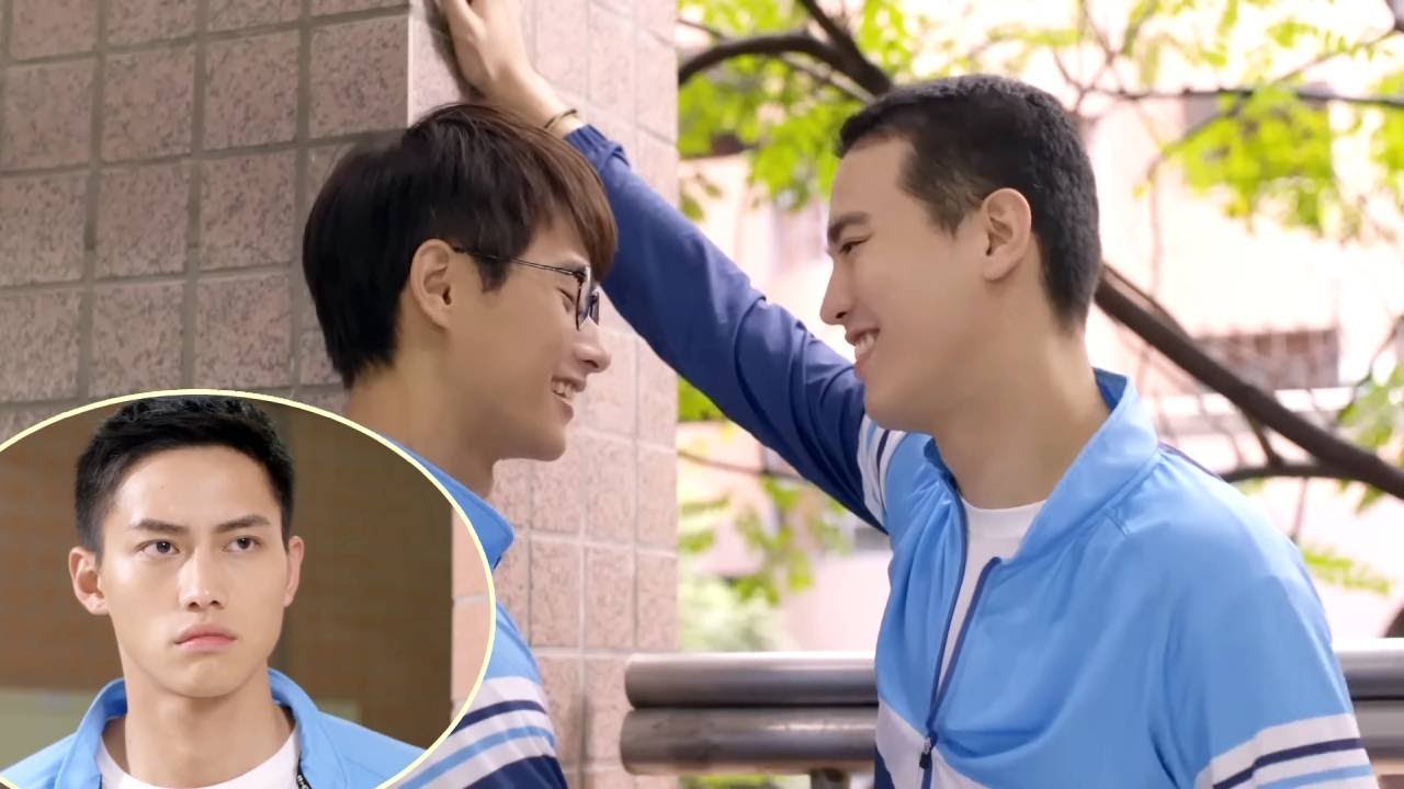 看見小受和其他男人相談甚歡，他心裡湧起了濃濃的醋意！