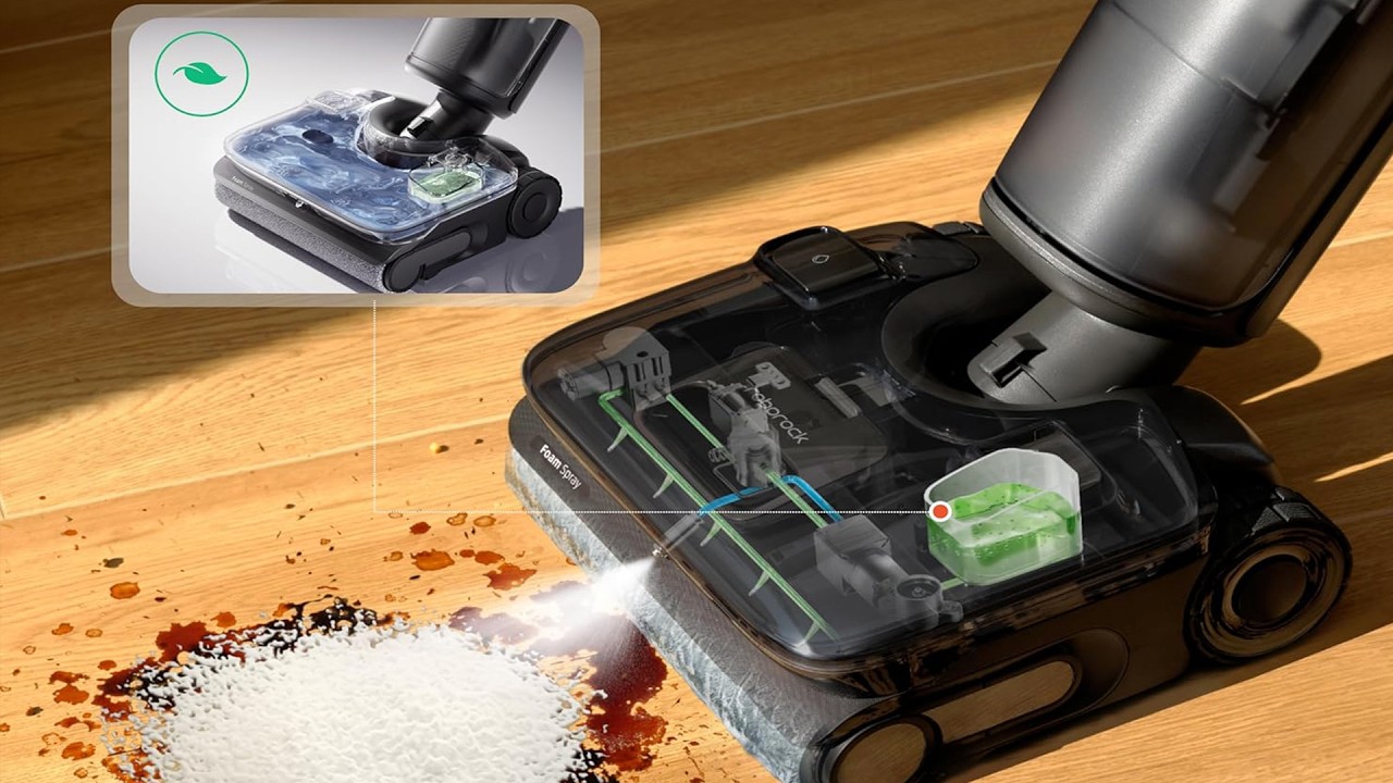 Ce nouvel aspirateur laveur Roborock nettoie tout… et s’auto-nettoie aussi !
