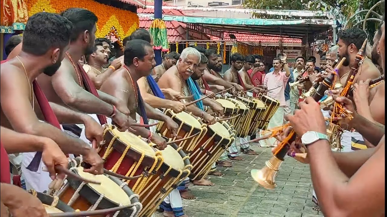 Cherathrikkovil Sree Krishna Swami Temple Thirulsavam 2025 | Panchari Melam | Peruvanam Kuttan Marar