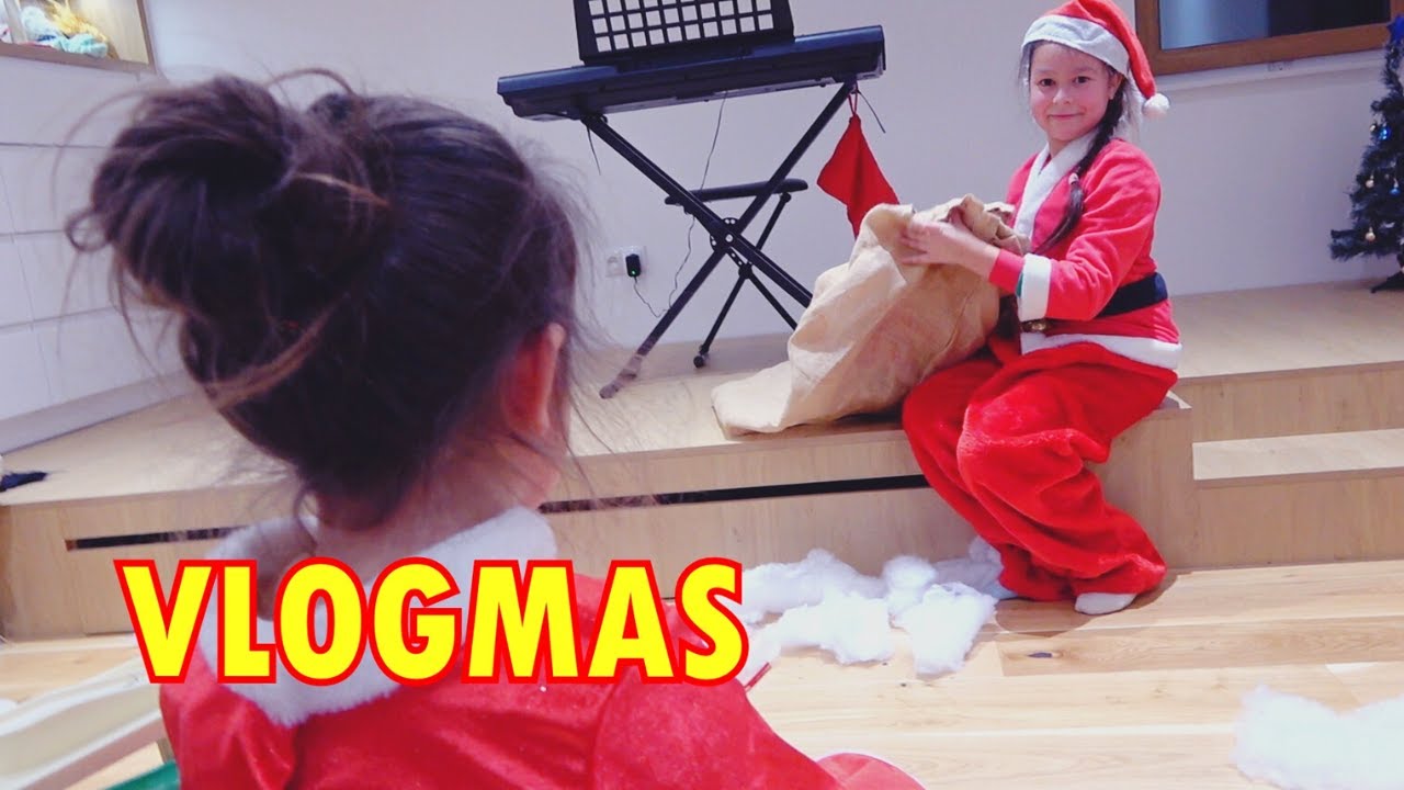 VLOGMAS: MIKOŁAJKI Dziewczyny na Scenie i Wizyta Mikołaja - Yoto MAMA Vlog