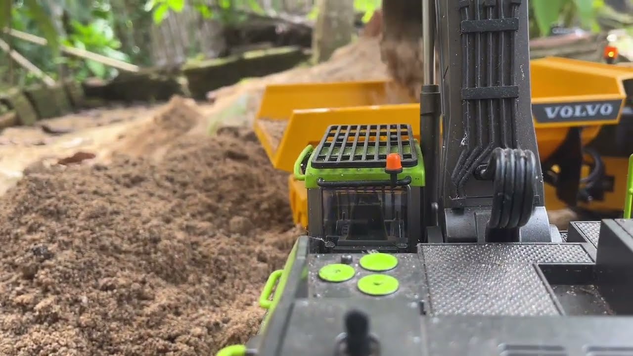 Best Action Rc Excavator Huina 1593 & Volvo e591