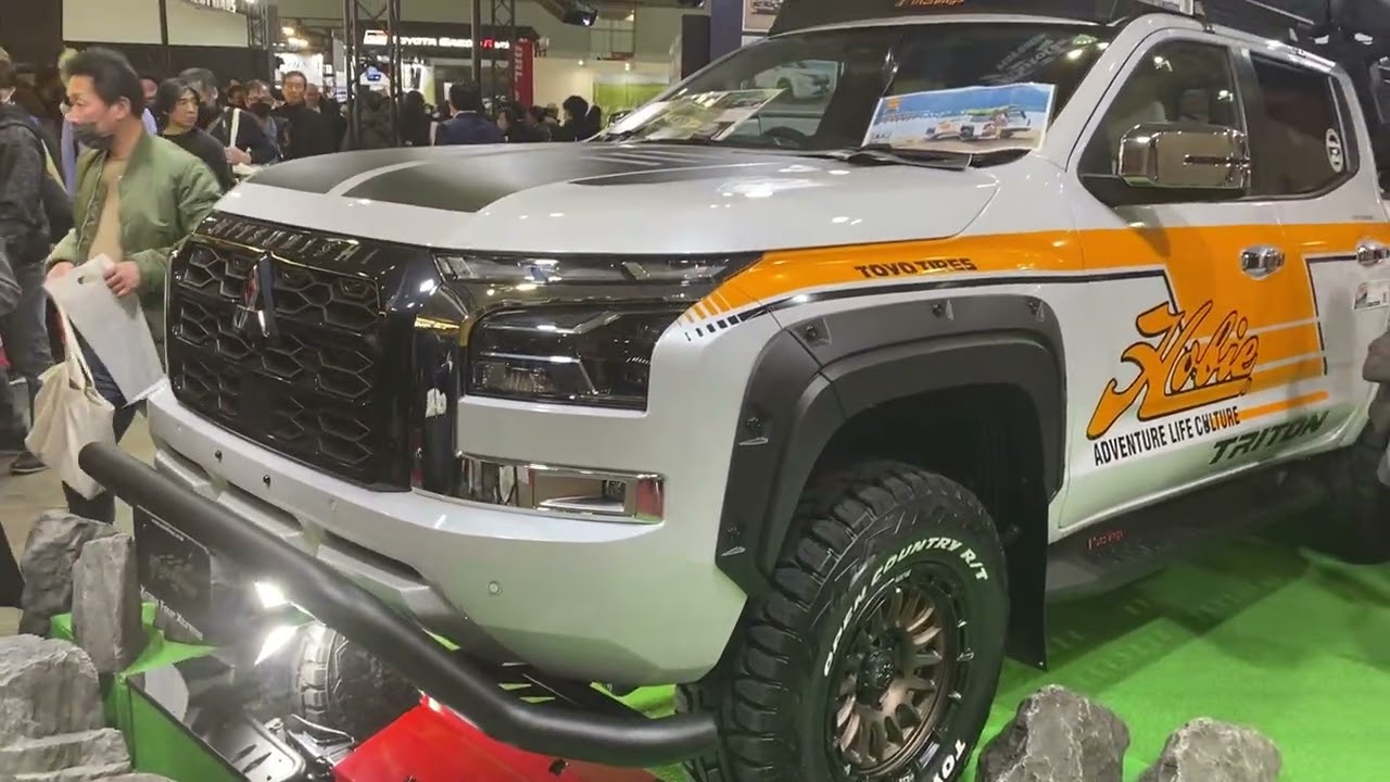 Mistubishi triton vs Toyota Hilux Off road beasts#mitsubishitriton #toyota #toyotahilux