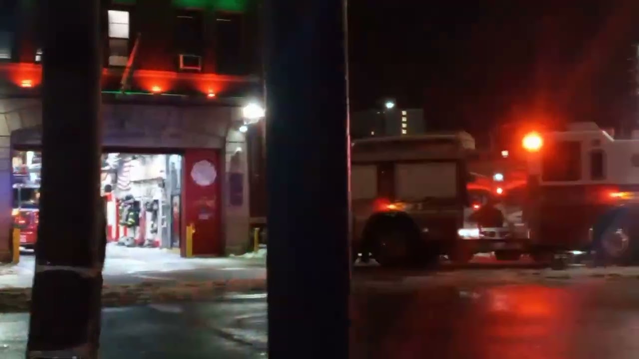 FDNY Engine 318 is returning to their Fire station 