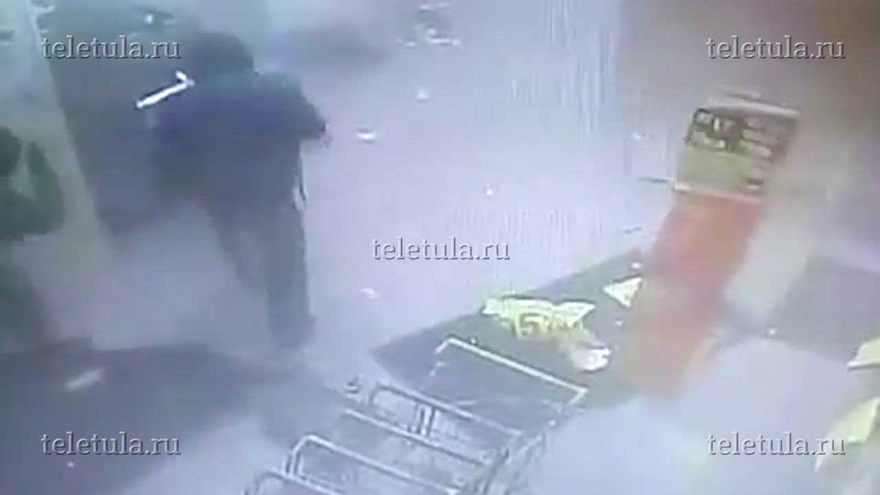 Взрыв банкомата в Тульской области попал на видео
