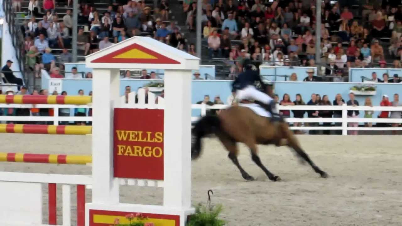 Jessica Springsteen: a beautiful young woman on a beautiful horse