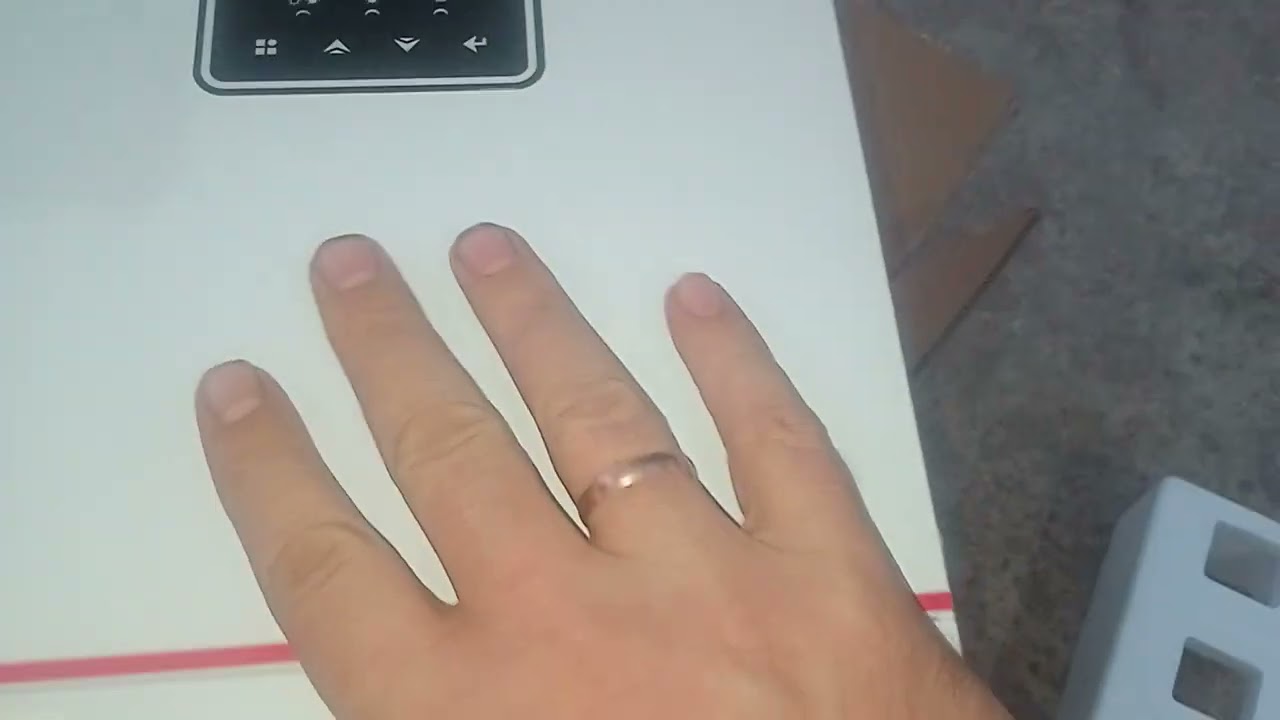 Гібридний сонячний інвертор Daxtromn AOH-1KW 1000W/1500W Hybrid Solar Inverter 12V