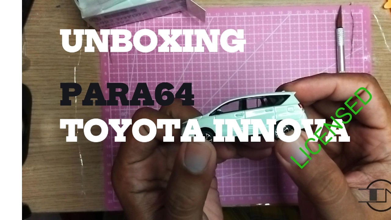 Unboxing Toyota Innova White Pearl dari Brand PARA64