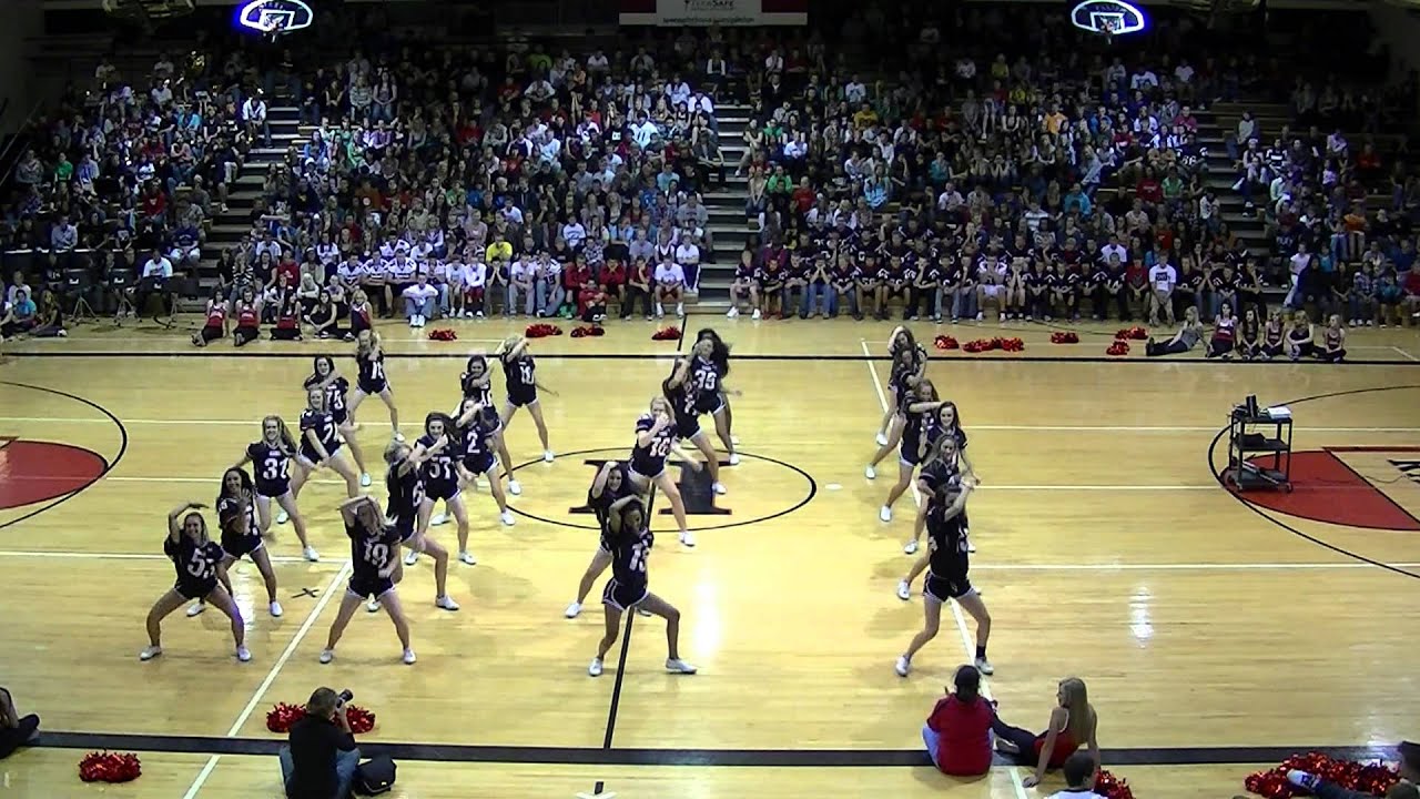 HHS Cheerleaders Hip Hop Dance 2011