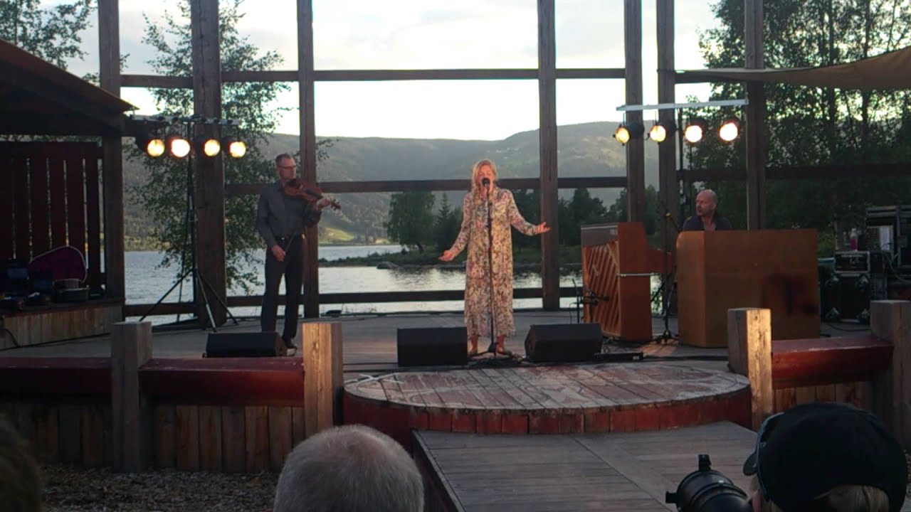 "Til deg" med Sysken