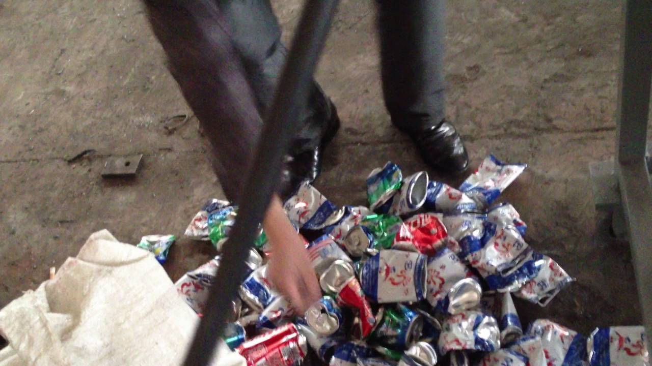 Cans compresser with counting function