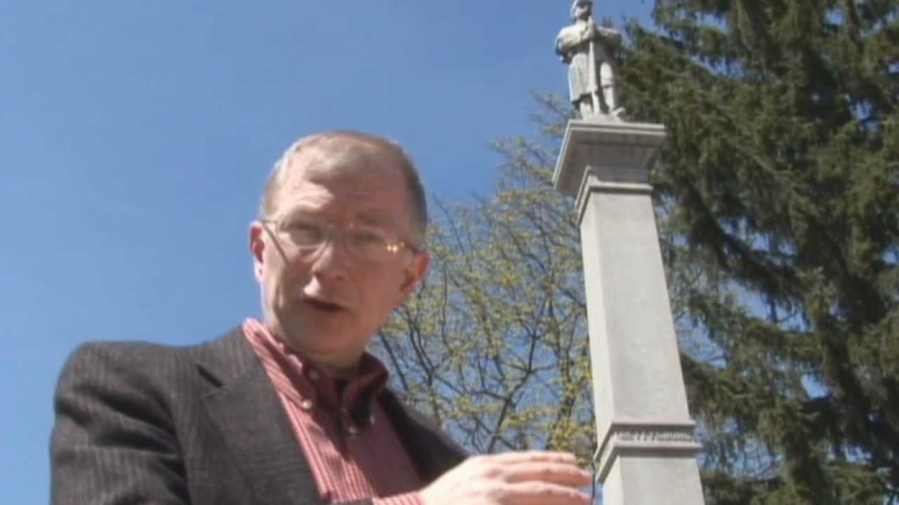 HistoricBedford 2 Man on the Monument