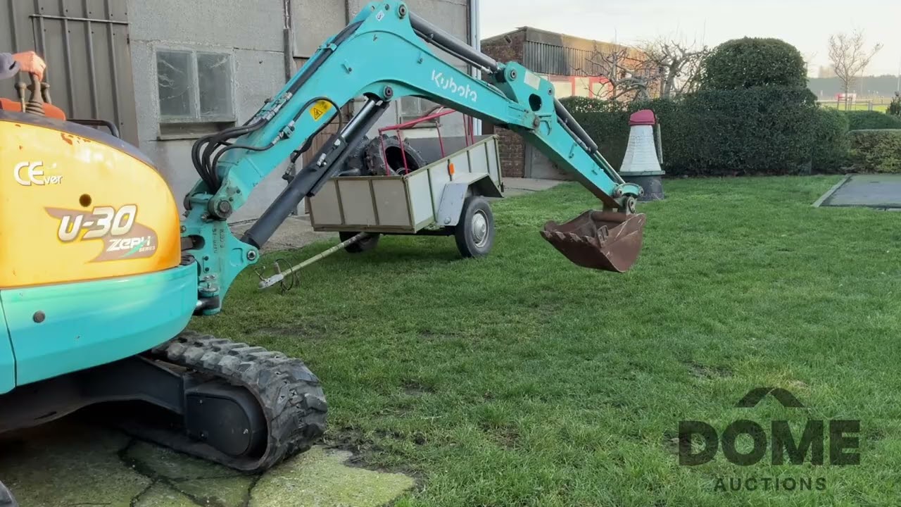 10 - Kubota U-30-5 mini crawler excavator