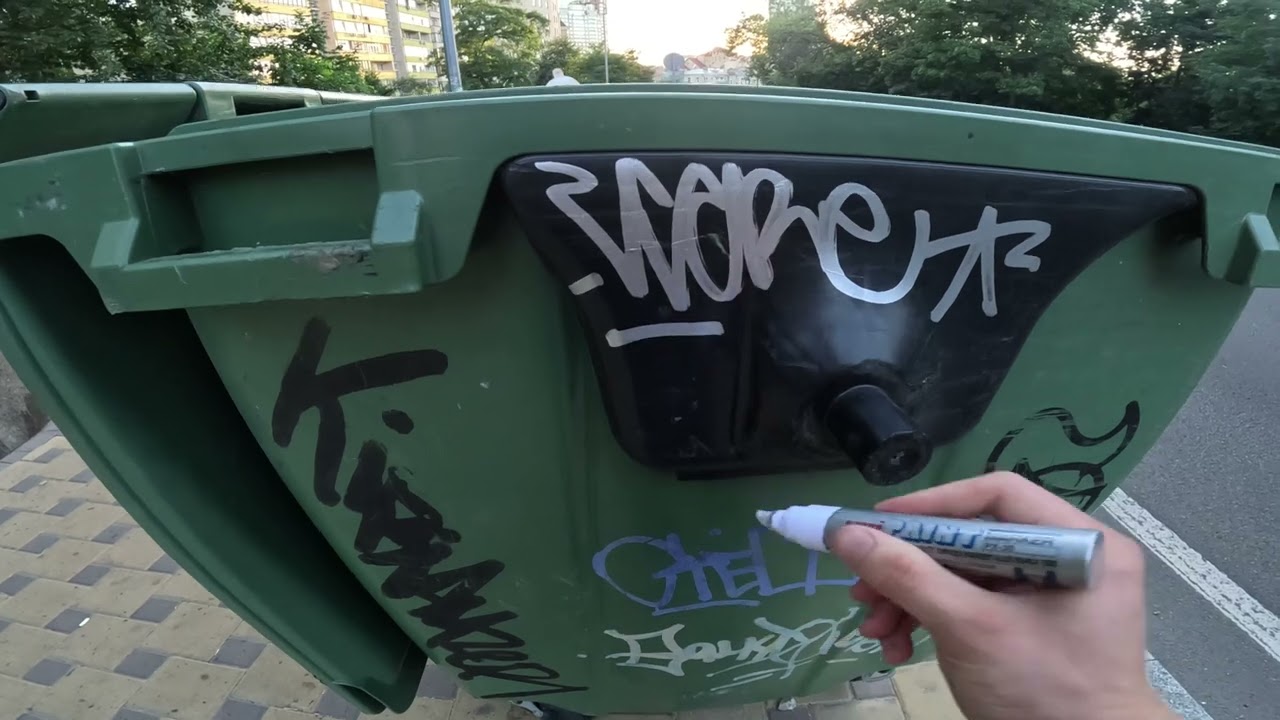 Graffiti Review #10. Uni PAINT Px-30 (part 1)