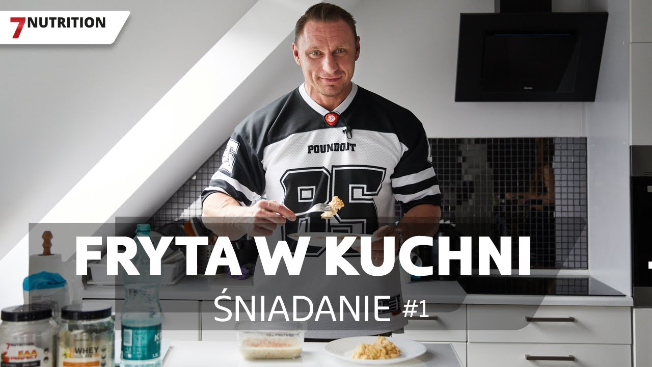 Fryta przygotowuje śniadanie | Fryta w kuchni | 7NUTRITION