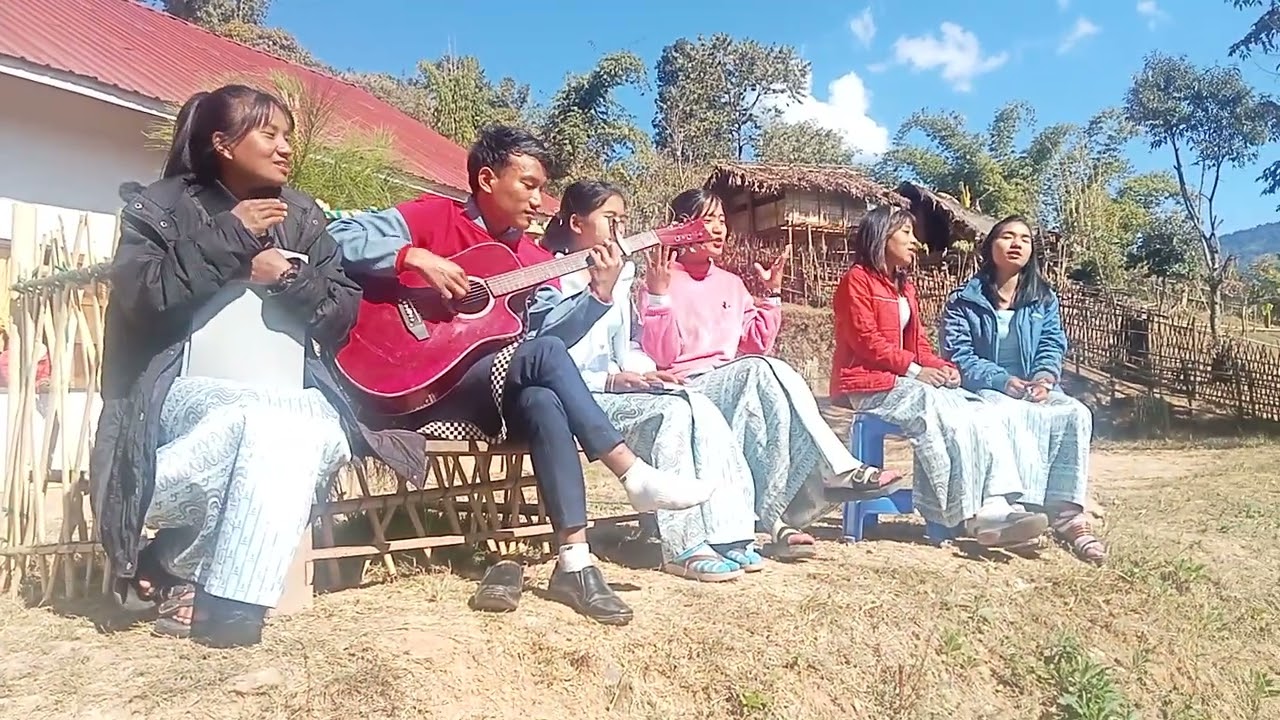 လိုင်းနောင် နာဂ Group song