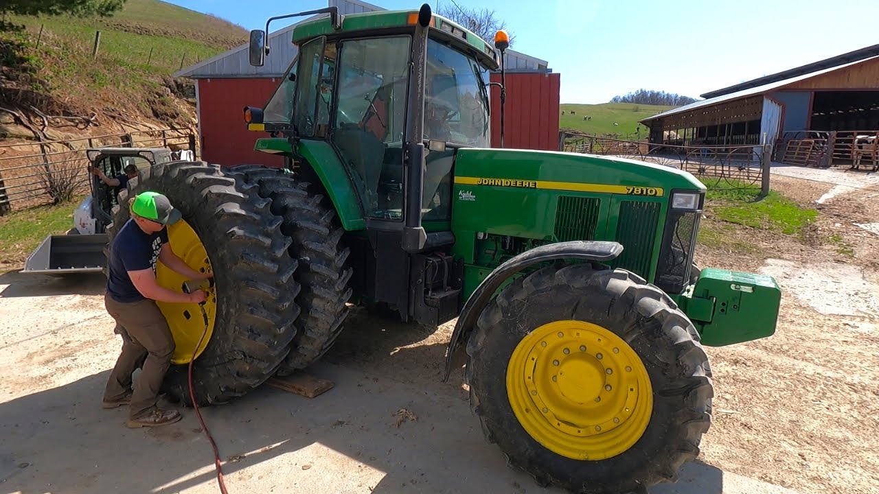 Getting The John Deere 7810 Tractor Field Ready!