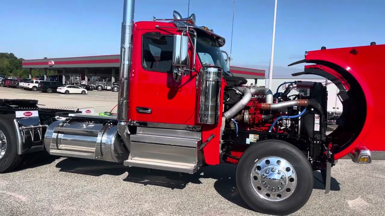 SOLD! 2025 Peterbilt 589 day cab, 565 Cummins 13 speed locking diffs, red and beautiful. Walk around