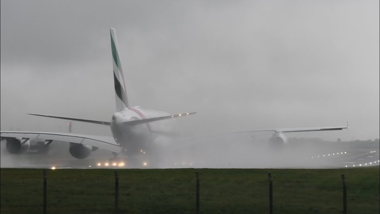 Spectacular Mega Spray Airbus A380 takeoff on wet runway