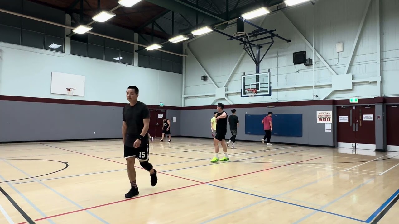 Oct 10, 2025 Game 1: Q1