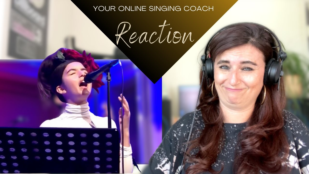 Angelina Jordan - All I Want For Christmas - an 11 y/o BOSS 🎶 - Vocal Coach Reaction & Analysis
