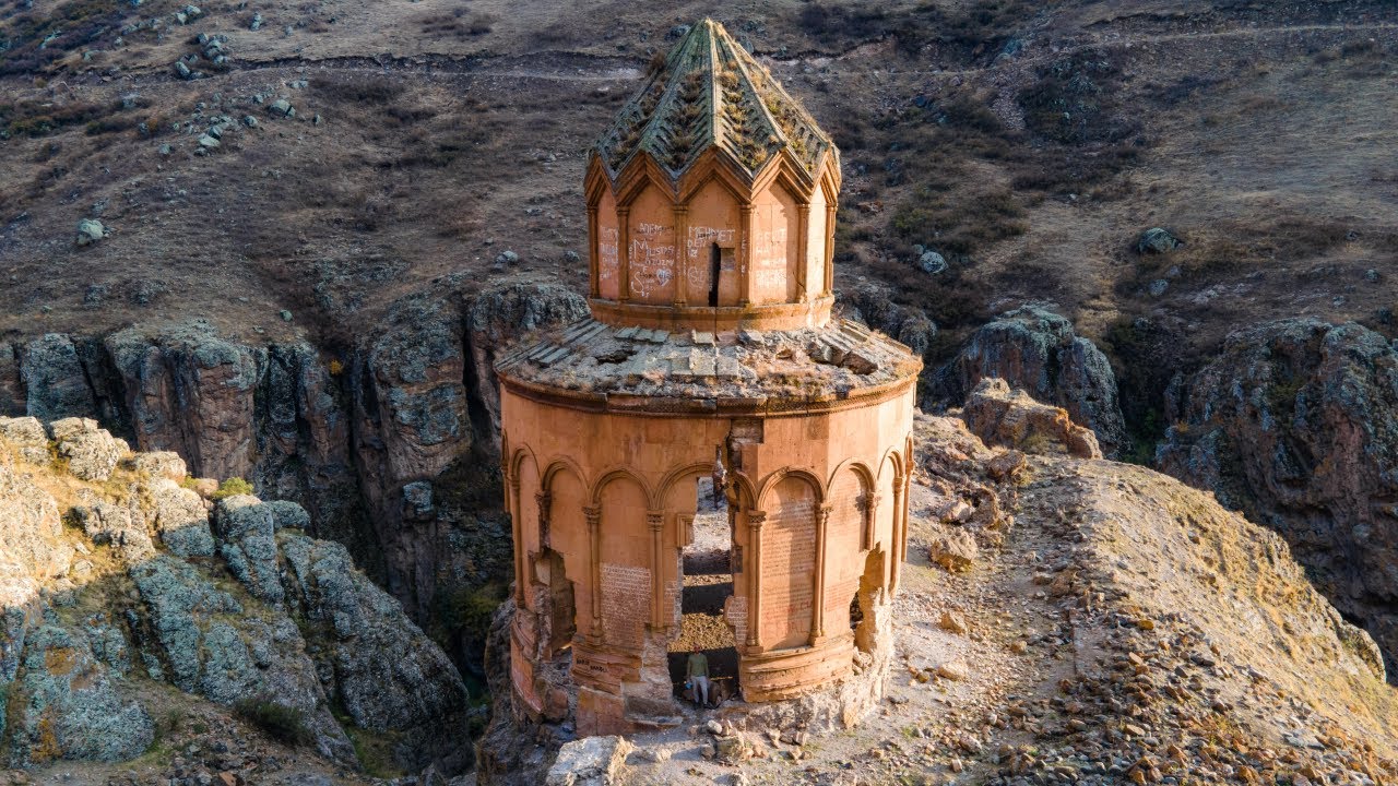 Hike to East Turkey's Most Secluded Church in Isolated Gorge  🇹🇷