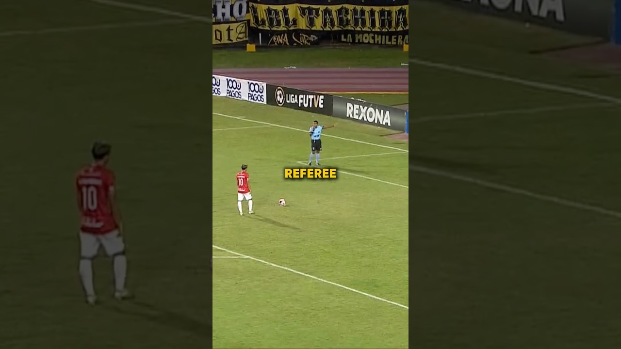 They protested the referee&rsquo;s decision 😳