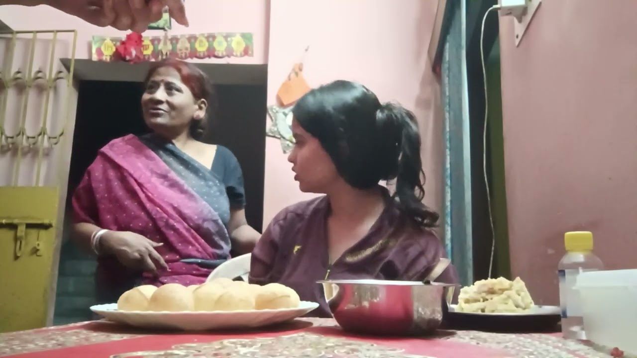EATING SHOW-Fuchka,Masala Pudina Tentuler Tok Jol,Masaladar Aloo Makha.
