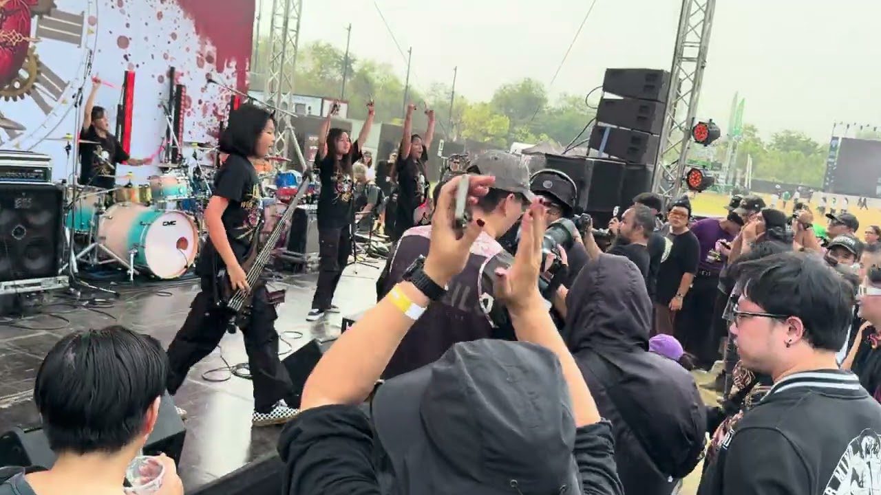 Rock Alarm - Littel Angels