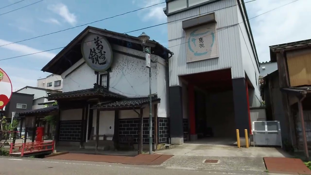新潟県加茂市新町２丁目 / 250622 📝「小京都の品格と、雁木（がんぎ）が織りなす商いの情景」
