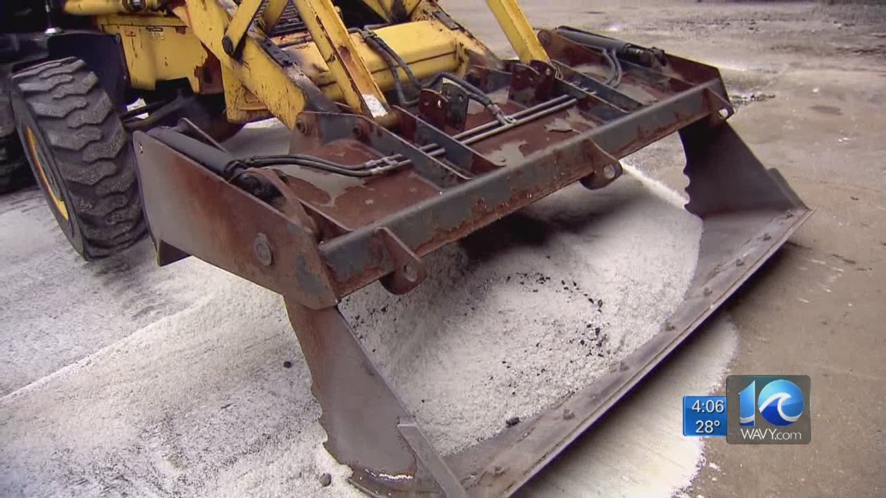 Crews in the Outer Banks react to winter storm