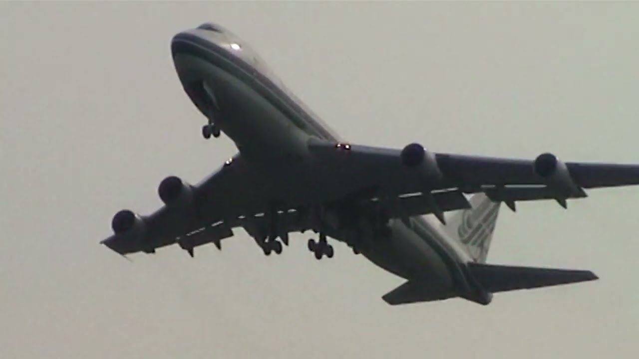2003  Tribute to EVERGREEN Boeing  747-200 at Ostend Airport