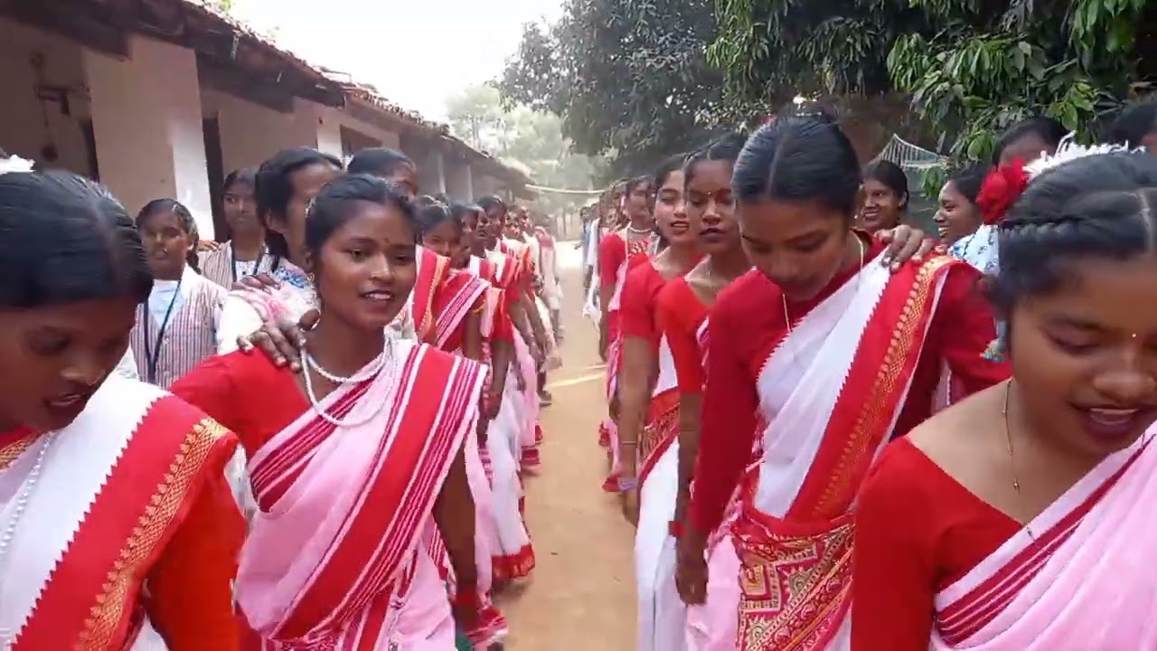 परघौनी नृत्य (अंजेला पर्व दिवस पर विशेष) 