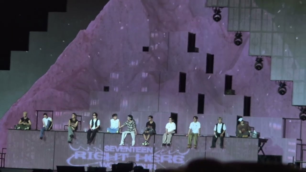 20250126 SEVENTEEN [RIGHT HERE] SG Part 19: ADORE U + 'BOUT YOU + CAMPFIRE + Ment
