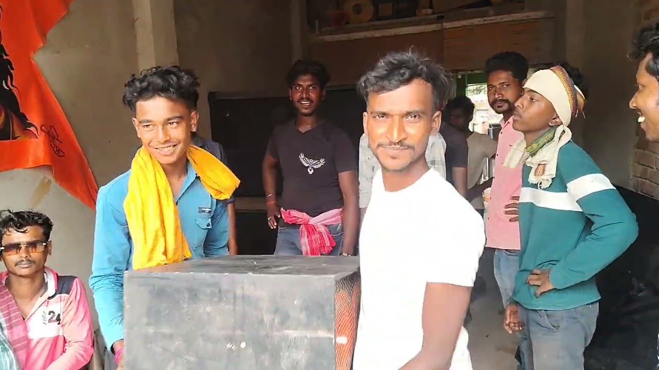 আগামীকাল নসিপুর সর্দারপাড়া যুব সংঘ ক্লাবের কালীপুজো উপলক্ষে এম এস মিউজিক বেরিয়ে যাচ্ছে আজকে 