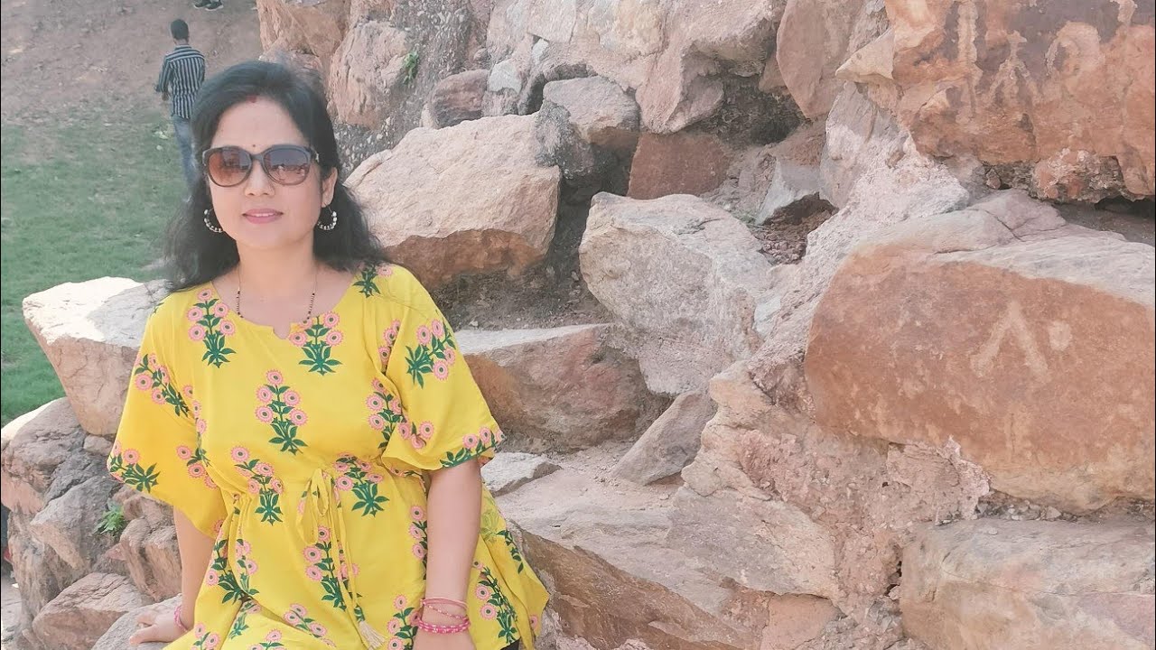 pahadi Bahu ritu🙏🙏 is live