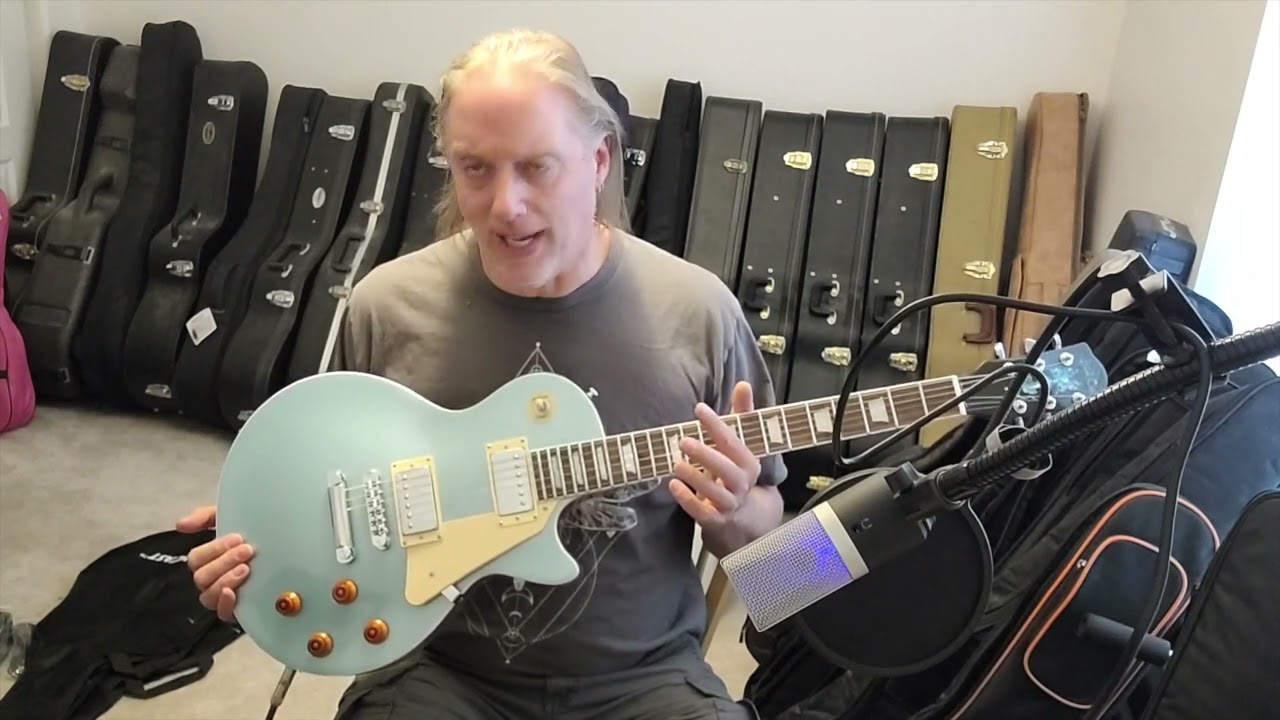 BAD CAT U204 PRO VS Les Paul Style Guitar