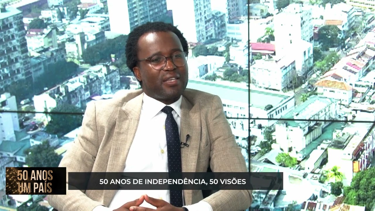 RÉGIO  CONRADO, ACADÉMICO