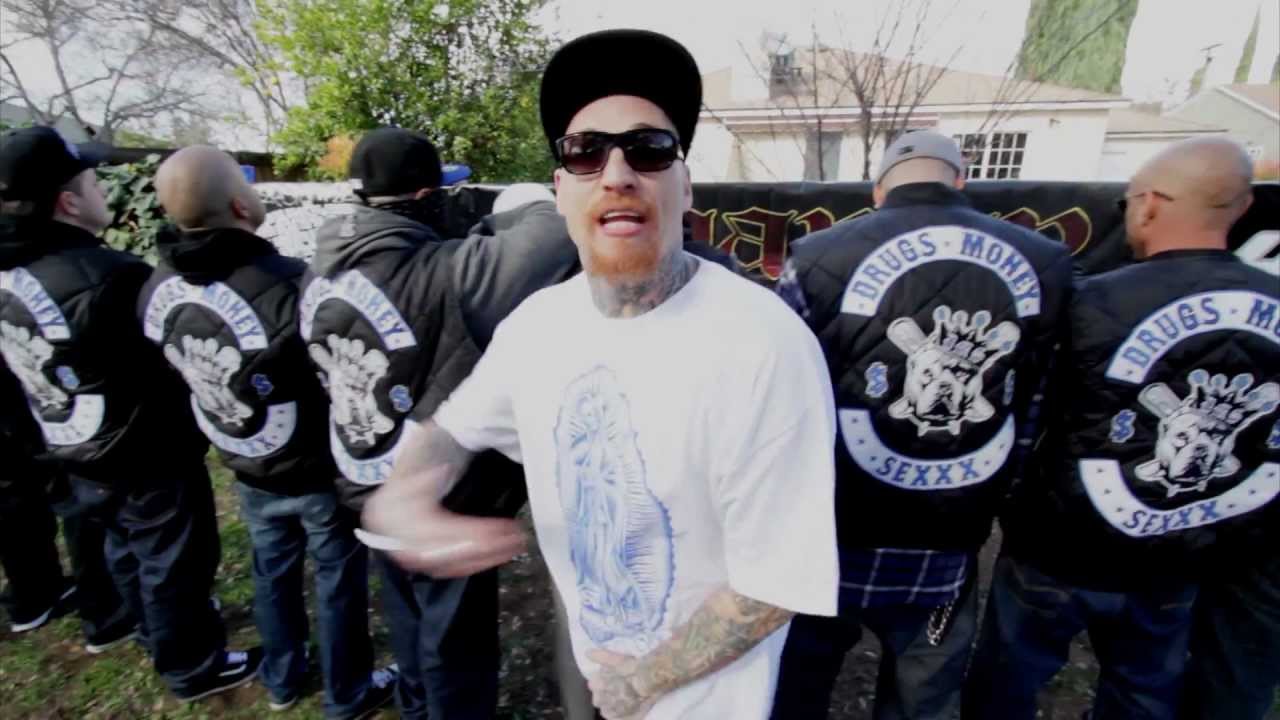 Danny Diablo featuring Chino Brown - Stomp You Out