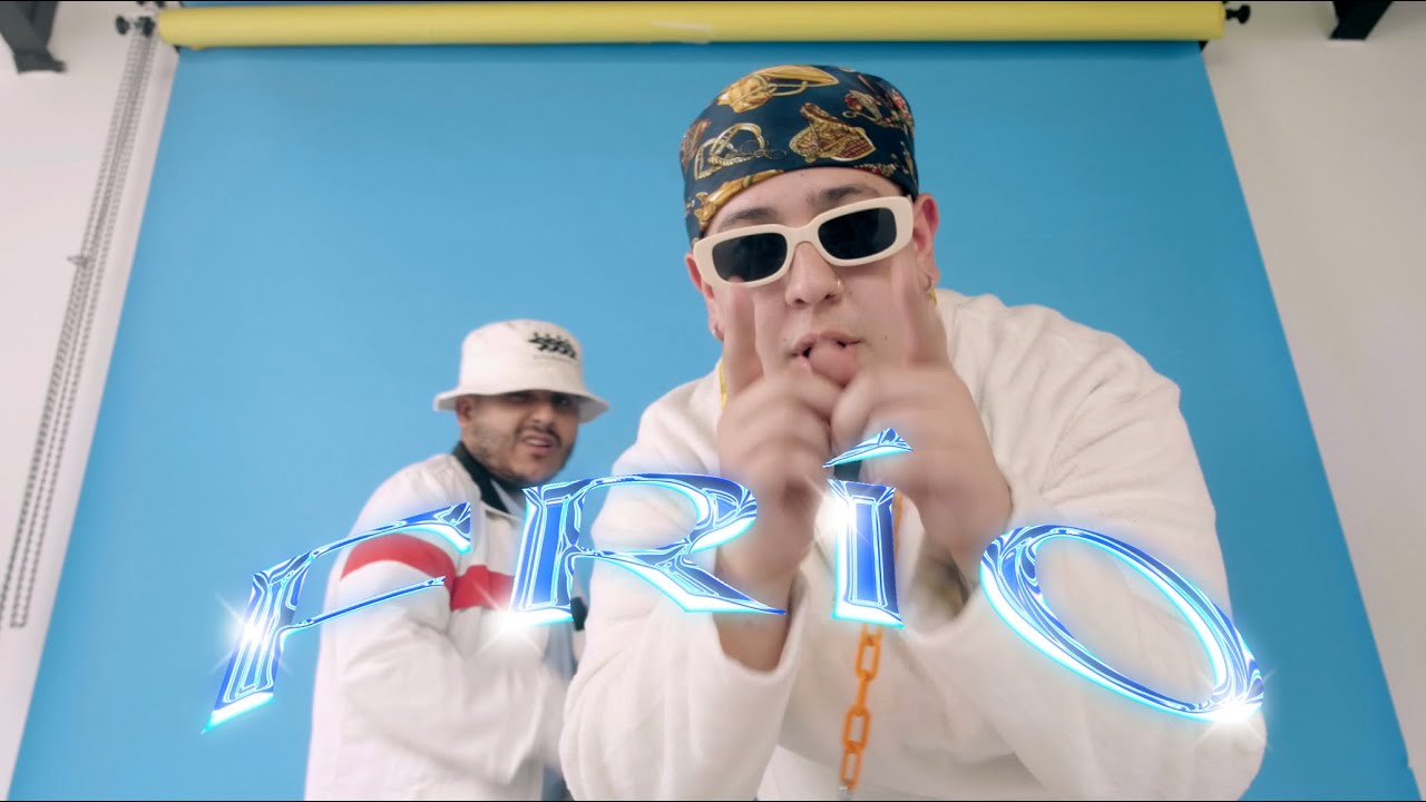 Pimp Rulo - Frío ft @kode9441   (Video Oficial) (寒い)