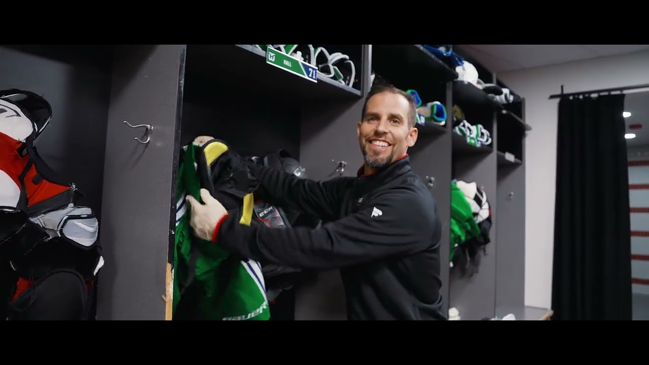 Behind The Scenes: Whalers On The Road