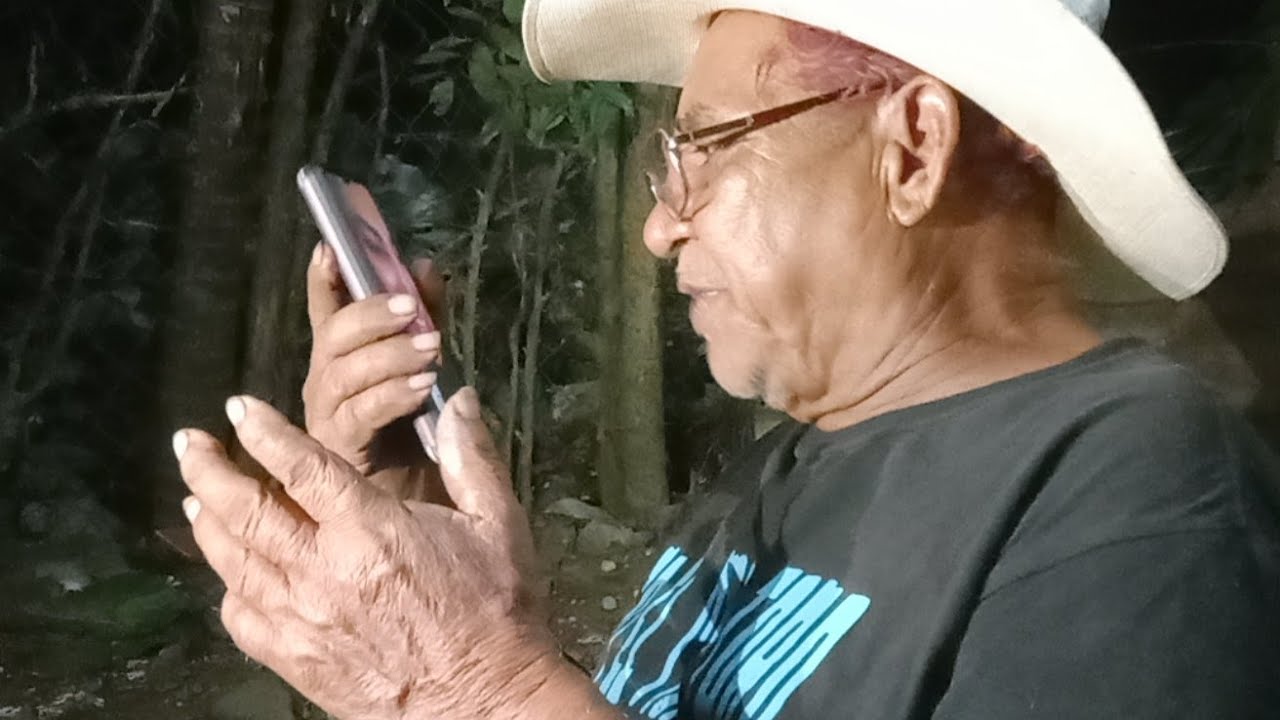 Seguimos Con El Toro Don Blas hablando con sus novias que pronto lo visitaran