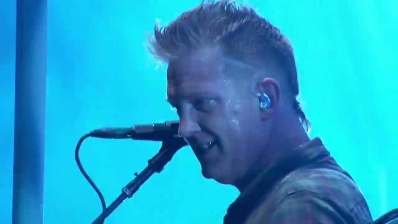 Queens of the Stone Age live @ Main Square 2018 [PT-BR]
