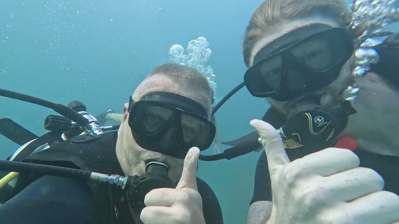 Scuba diving-Hin pee wee,Ko Tao
