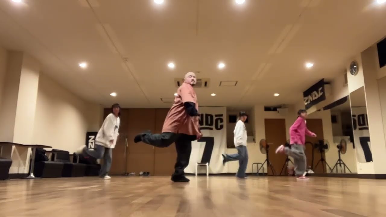 キッズHIPHOPダンス中級レッスン振り付け