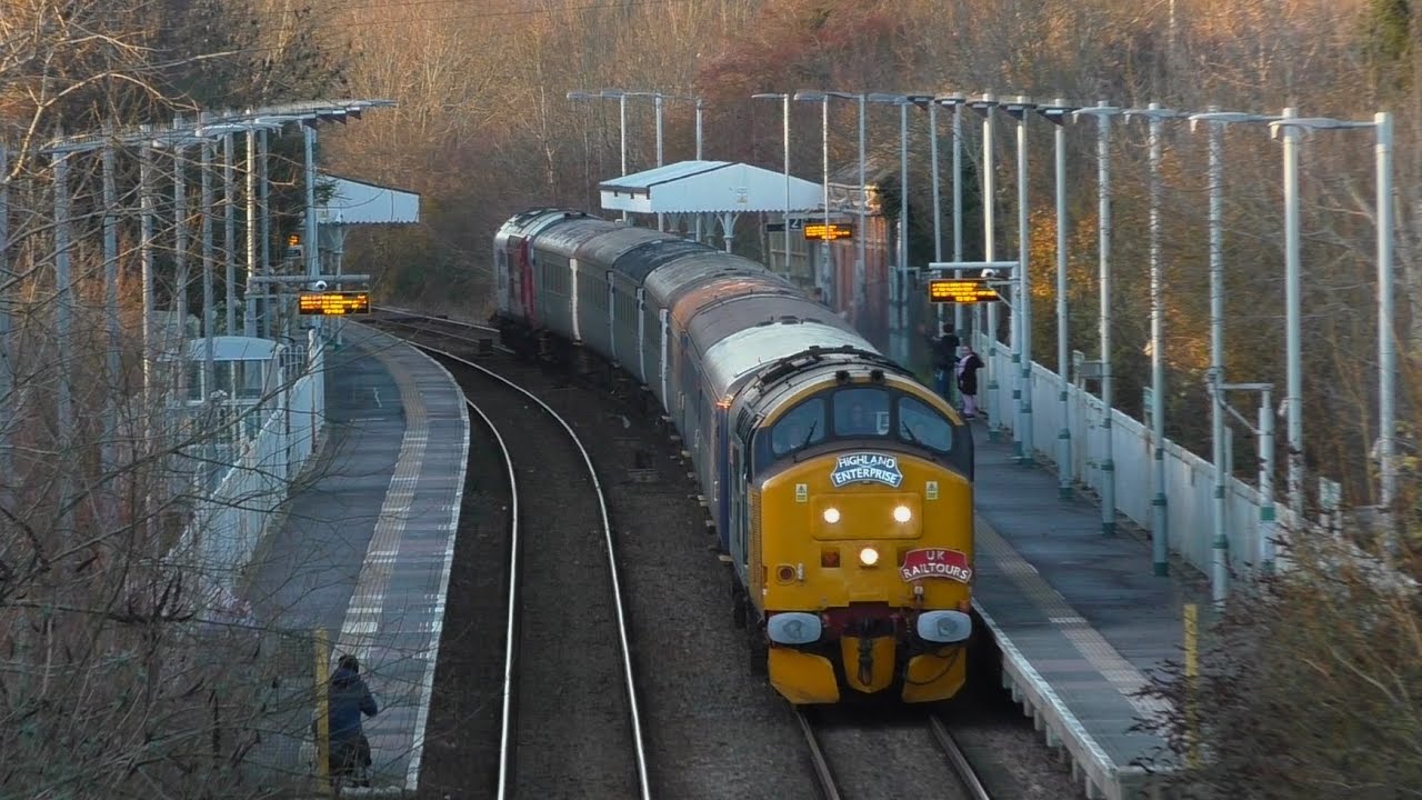 37407 TnT 37418 | The Simply Awkward Week Adventure taking to several Branches 30/12/25
