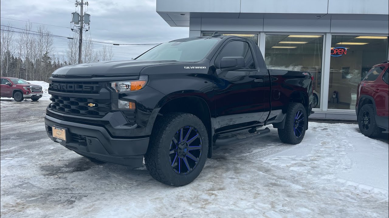 2024 Chevrolet Silverado 1500 WT Regular Cab 4x4: Start Up, Exterior, Interior & Full Review