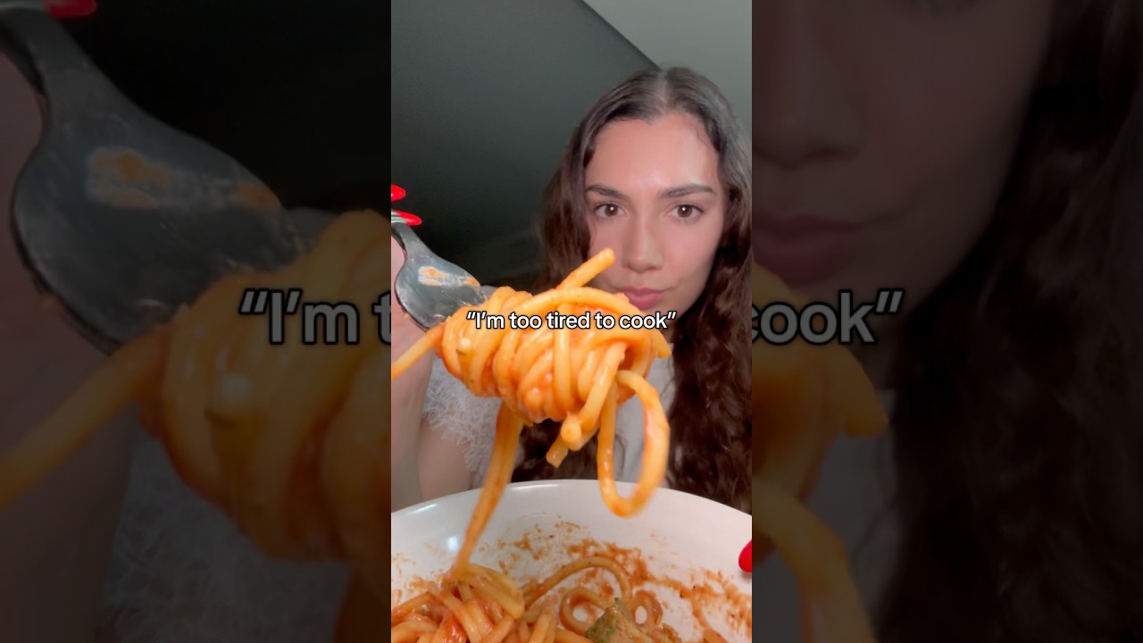 Best cooking hack is cooking broccoli w/ pasta 